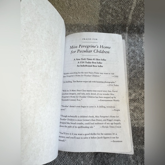 Miss Peregrine’s Home For Peculiar Children by Ransom Riggs Softcover - Picture 5 of 8